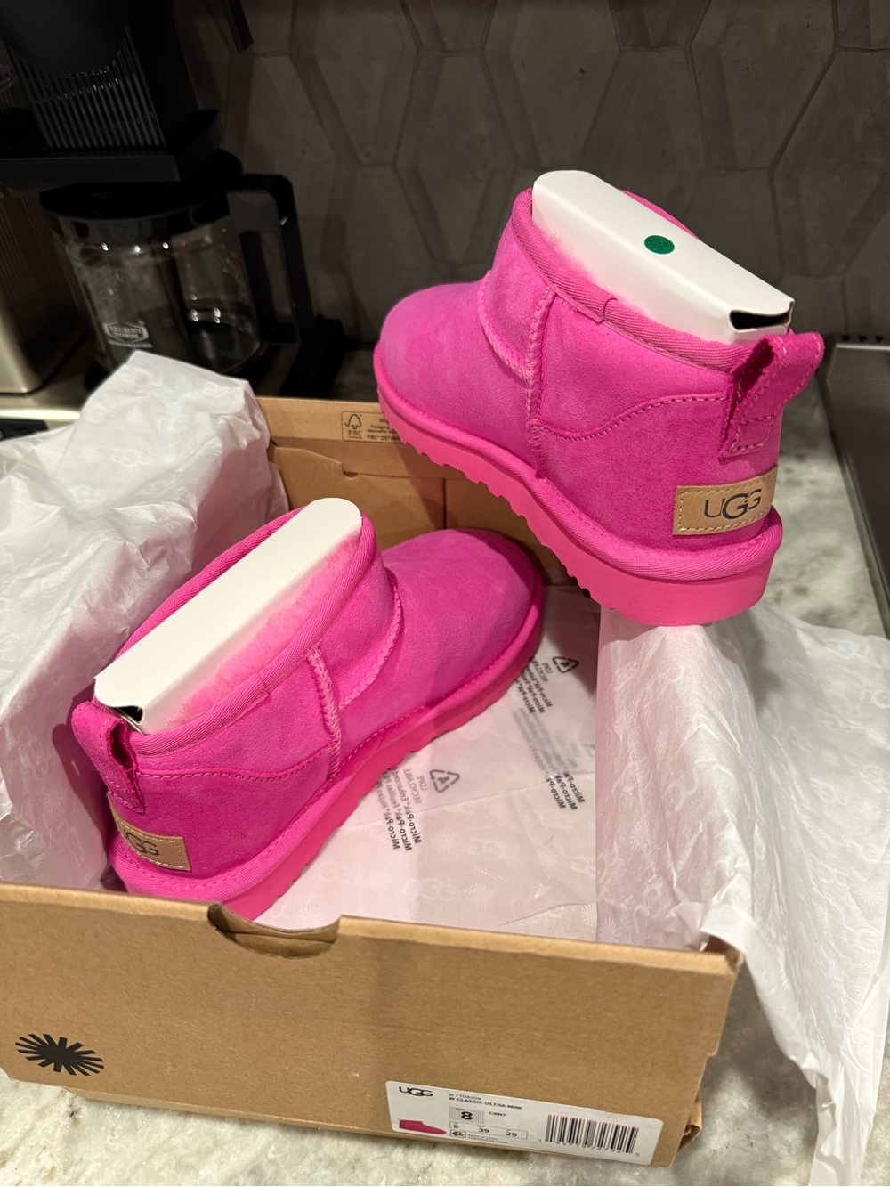 UGG Mini Boot in Hot Pink